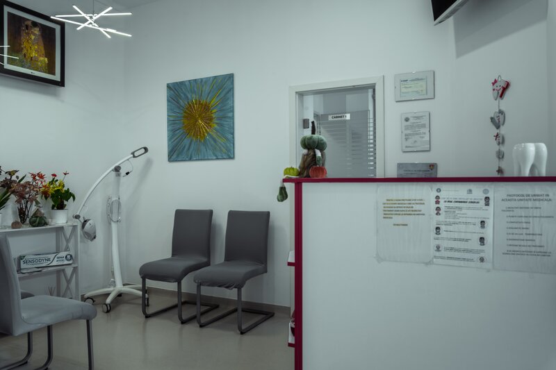 Dr. Vladescu Razvan - Dentist Timisoara