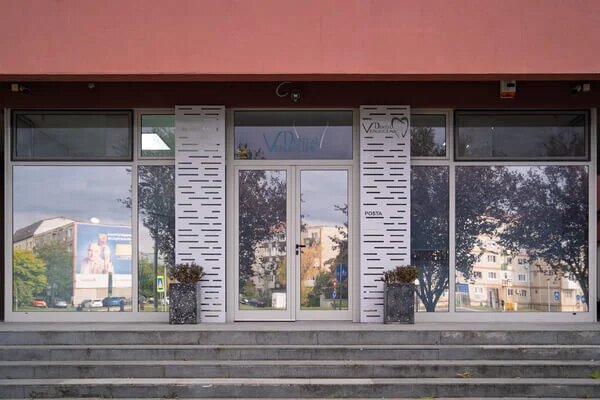 Dr. Vladescu Razvan - Dentist Timisoara